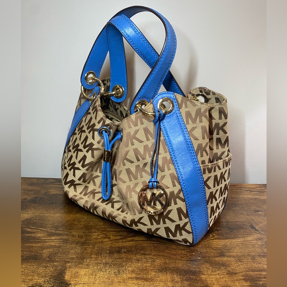 NWT Michael Kors Ludlow bag RARE Blue trim - Picture 5 of 16